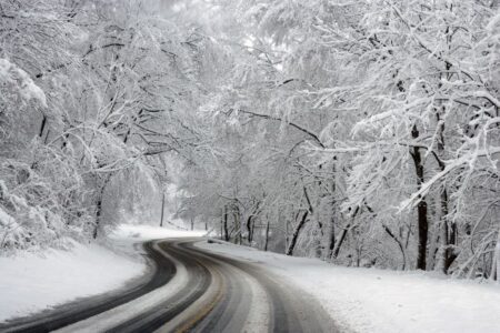 pneus hiver obligatoires: l'arrêté retoqué dans le Puy-de-Dôme